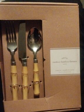 Pottery Barn NIB Flatware Set